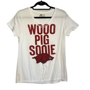 Russell Womens Size Medium Razorbacks T-Shirt Fitted V-Neck Wooo Pig Sooie White